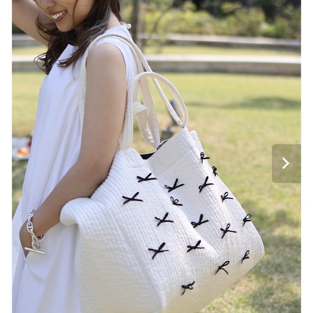 新品未使用　ayako Purse Bag /WHITE