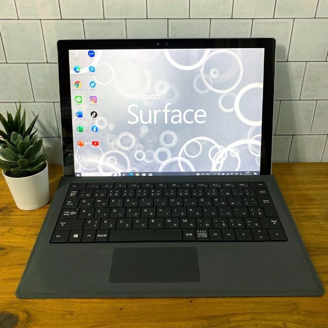 セール中❣️Surface Pro6☘i5第8世代 ☘爆速SSD搭載☘Office