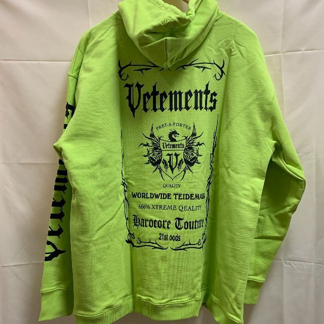 vetements パーカー L 新品　タグ付き