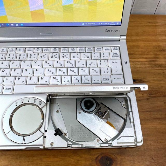 高性能】大人気レッツノート☘corei7☘新品SSD256GB/8GB 【お取り寄せ