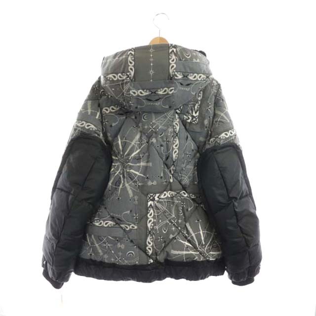 sacai(サカイ)のサカイ × ドクター・ウー 20AW 中綿ジャケット アウター グレー 黒 メンズのジャケット/アウター(その他)の商品写真