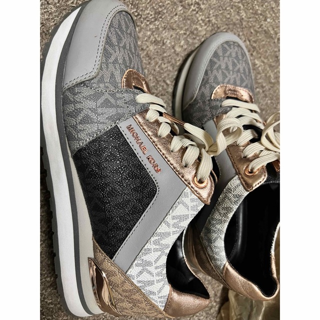 Michael Kors(マイケルコース)のマイケルコース　スニーカー レディースの靴/シューズ(スニーカー)の商品写真
