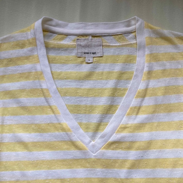 AER ADAM ET ROPE(アダムエロペ)のADAM ET ROPE アダムエロペ　VネックTシャツ　日本製 メンズのトップス(Tシャツ/カットソー(半袖/袖なし))の商品写真