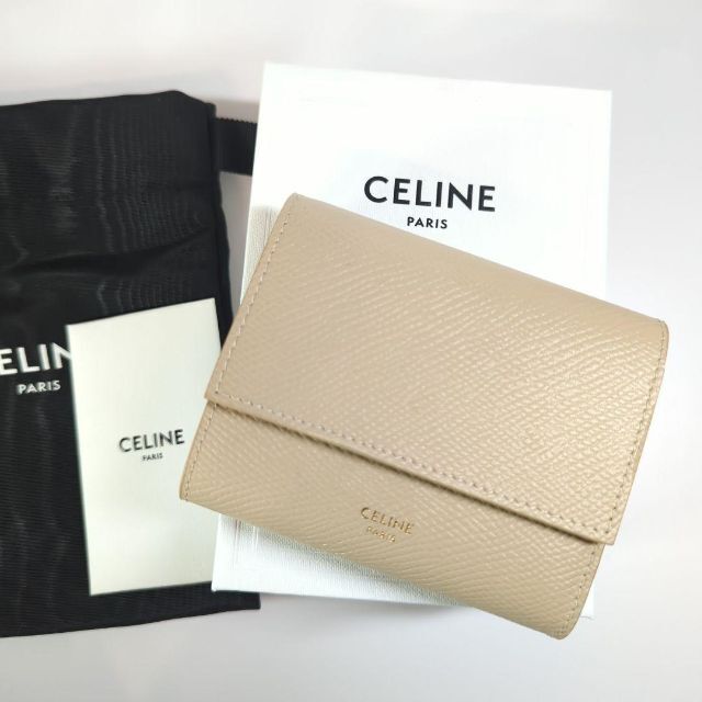 日本製】 CELINE 新品 - celine セリーヌ 人気色ヌード 三つ折り財布