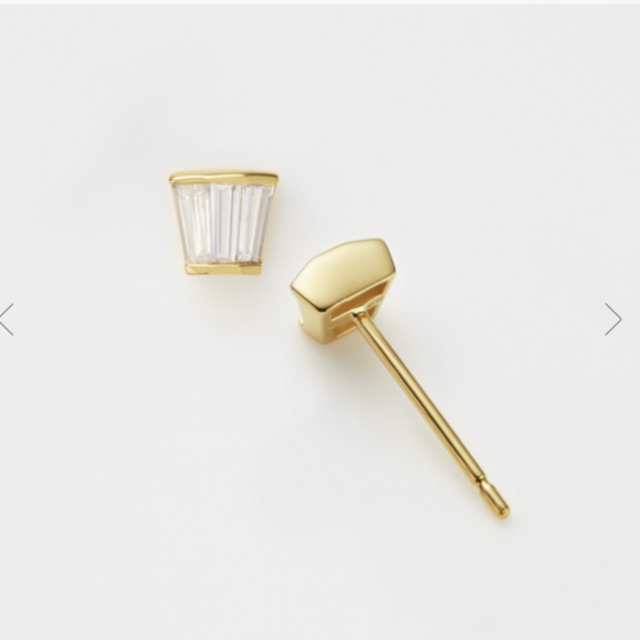 一部予約!】 agete - ベルシオラ K18 ダイヤモンドピアス 0.22ct 美品