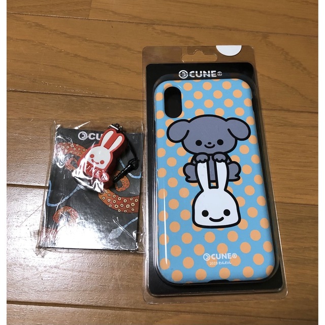 CUNE(キューン)の❣️本日限定値下げ価格❣️CUNE限定iPhoneケース&イヤホンジャック スマホ/家電/カメラのスマホアクセサリー(iPhoneケース)の商品写真