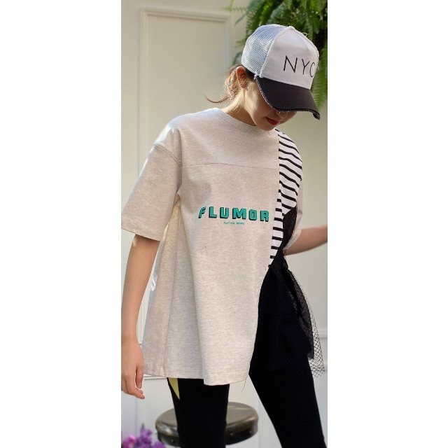 FLUMOR  フラマー　デザインTシャツ レディースのトップス(Tシャツ(半袖/袖なし))の商品写真