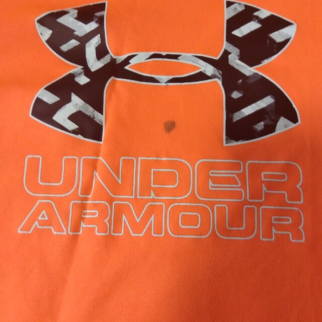 UNDER ARMOUR(アンダーアーマー)のアンダーアーマーＴシャツ キッズ/ベビー/マタニティのキッズ服男の子用(90cm~)(その他)の商品写真