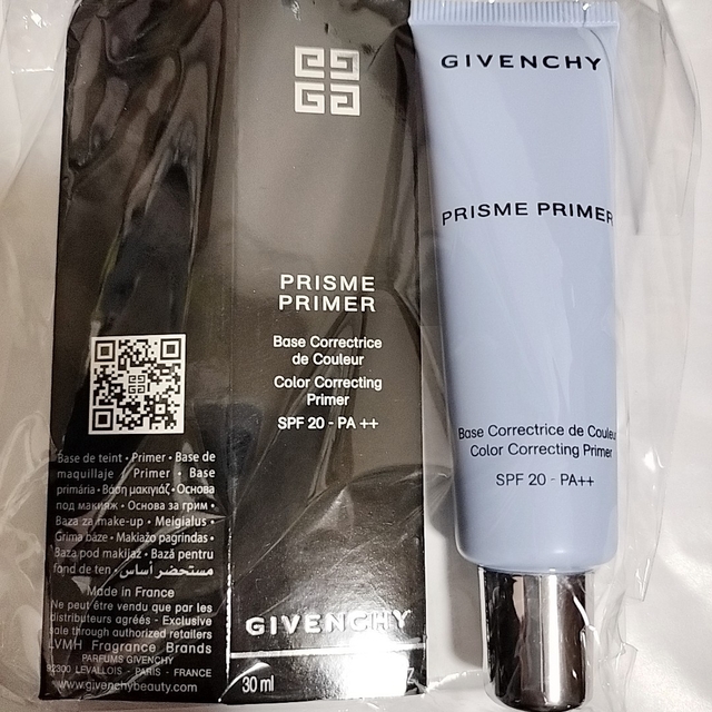 GIVENCHY(ジバンシィ)のGIVENCHジバンシープリズムプライマー01ブルー コスメ/美容のベースメイク/化粧品(コントロールカラー)の商品写真