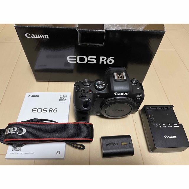 Canon キヤノン ミラーレス一眼カメラ　EOS R6 品