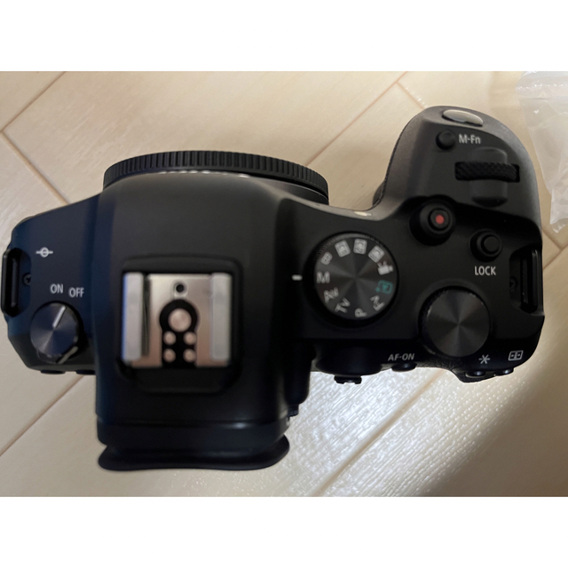 Canon キヤノン ミラーレス一眼カメラ　EOS R6 品