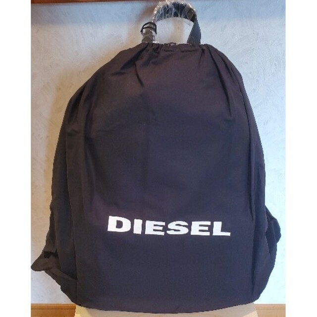 DIESEL(ディーゼル)の希少　ディーゼル ダメージデニム バックパック メンズのバッグ(バッグパック/リュック)の商品写真