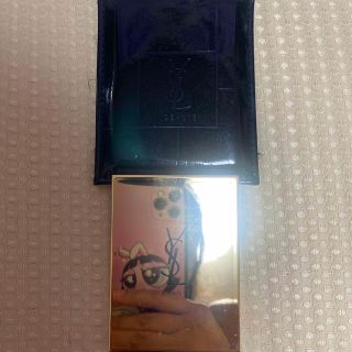 イヴサンローランボーテ(Yves Saint Laurent Beaute)のYSL 手鏡　ゴールド　可愛い(ミラー)