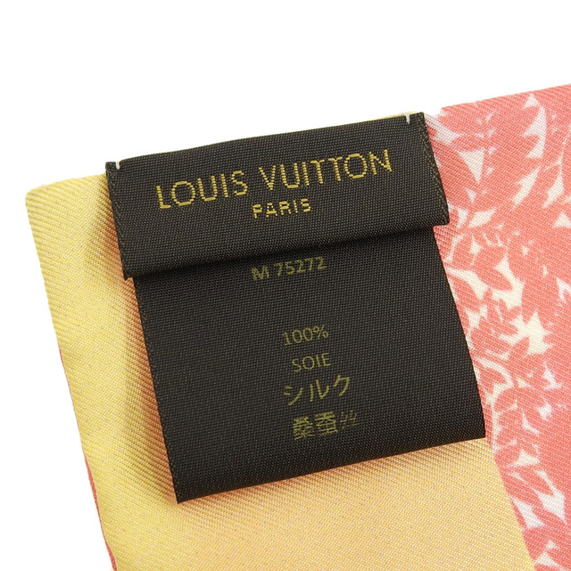 LOUIS VUITTON(ルイヴィトン)の【本物保証】 箱付 超美品 ルイヴィトン LOUIS VUITTON バンドー  トロピカルフラワー スカーフ シルク ピンク イエロー M75272 レディースのファッション小物(バンダナ/スカーフ)の商品写真