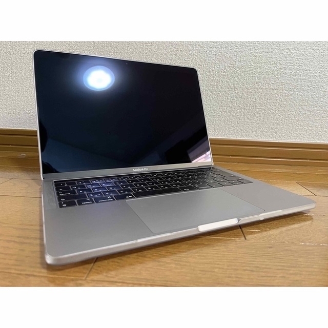 MacBook Pro 13 スペースグレイ