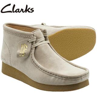 【CLARKS 26161531】 クラークス ワラビーブーツ2 SAND SUEDE サンドスエード ブーツ 【靴幅 M/ミディアム】(ブーツ)