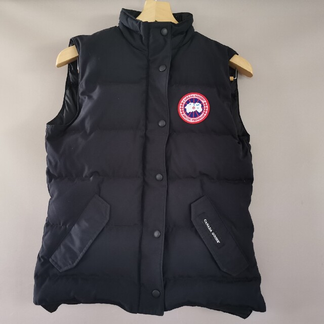 美品 CANADA GOOSE ダウンベスト ブラック S-