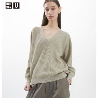 ユニクロ(UNIQLO)のユニクロユー　Vネックセーター(ニット/セーター)