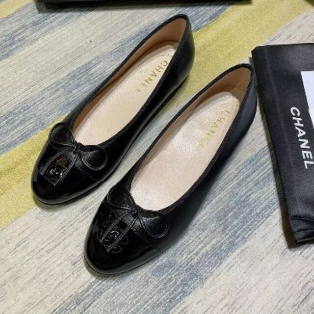 新品未使用 CHANEL フラットシューズ 黒 24cm | www.jarussi.com.br