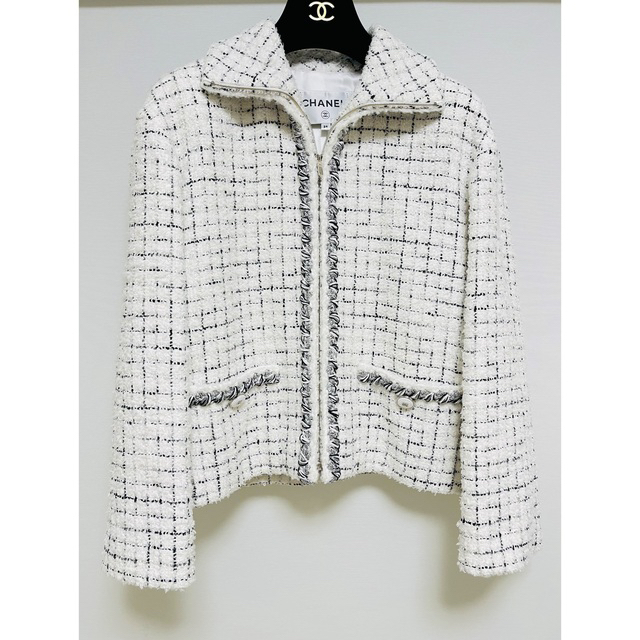 CHANEL - シャネル 新作CHANEL 21B ツイード ジャケット ココ CHANEL - シャネル 新作CHANEL 21B ツイード ジャケット ココ