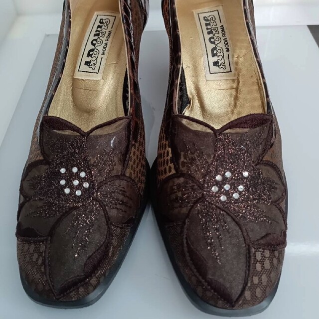 靴 ☆ADONIS ☆パンプス36.5サイズ ダークブラウン ☆アドニス レディースの靴/シューズ(ハイヒール/パンプス)の商品写真