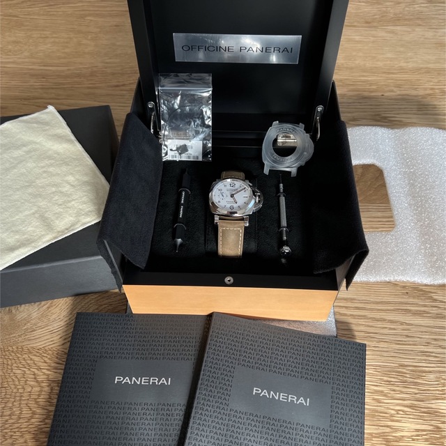 OFFICINE PANERAI(オフィチーネパネライ)の【suzzu197664様専用】　極美品　パネライ  PAM01523 メンズの時計(腕時計(アナログ))の商品写真