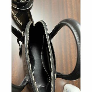 BALENCIAGA BAG - 未使用に近い バレンシアガ ネオ カゴールの通販|ラクマ BALENCIAGA BAG - 未使用に近い バレンシアガ ネオ カゴールの通販|ラクマ