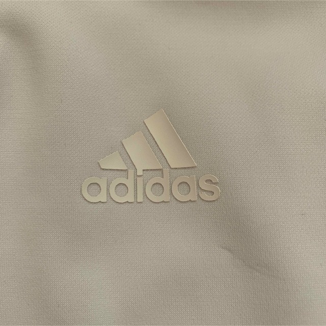 adidas(アディダス)の極美品adidas　アディダスレディース　ジャージ　サイズM スポーツ/アウトドアのランニング(ウェア)の商品写真