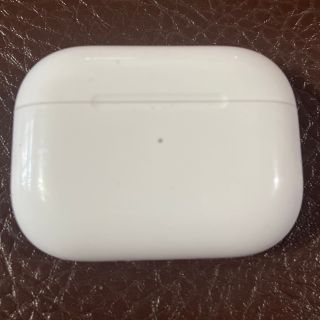 アップル(Apple)のairpods pro 片耳　充電機(ヘッドフォン/イヤフォン)