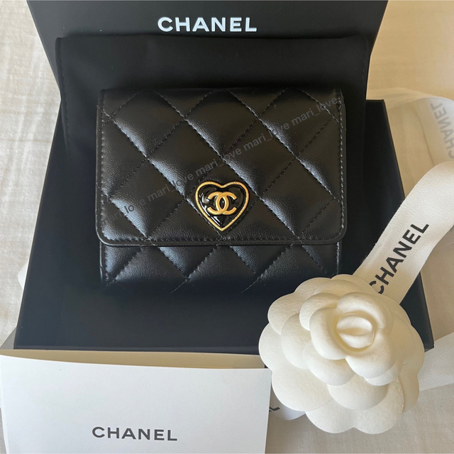 CHANEL シャネル  ハート スモールウォレット 折り畳み財布