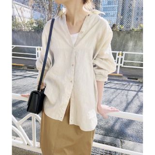 スピックアンドスパン(Spick & Span)の完売品!タグ付！Spick and Span 80リネンカシュクールビッグシャツ(シャツ/ブラウス(長袖/七分))