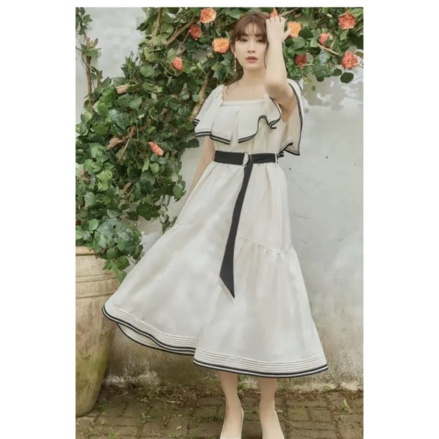 ecruエクリュサイズherlipto Sweet Moments Belted Dress