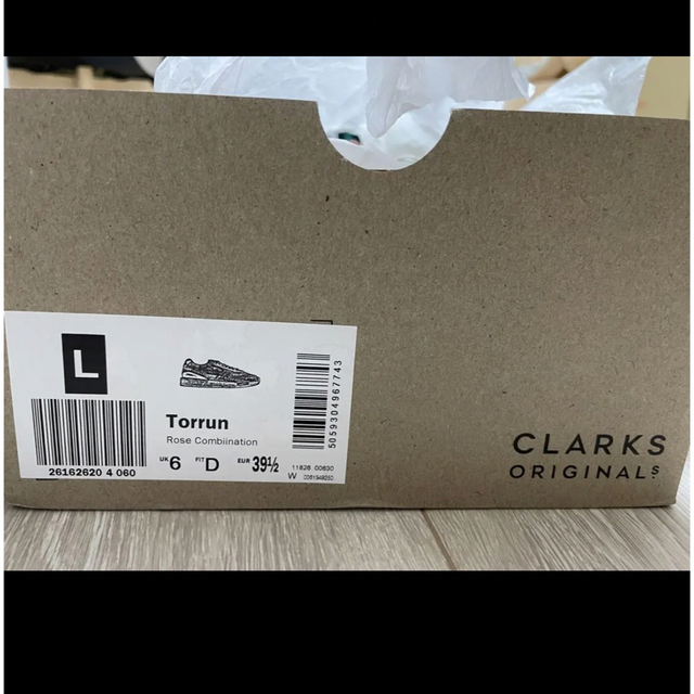 新品　Clarks Torrun Rose Combi 24.5-25cm メンズの靴/シューズ(スニーカー)の商品写真