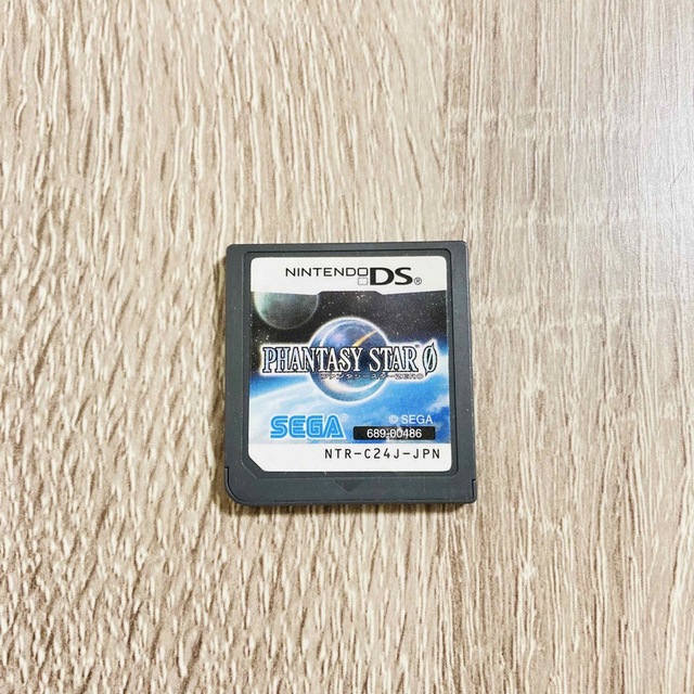 任天堂(ニンテンドウ)のDS カセット ドラゴンクエストIX 9 テイルズ オブ イノセンス 他2種 エンタメ/ホビーのゲームソフト/ゲーム機本体(携帯用ゲームソフト)の商品写真