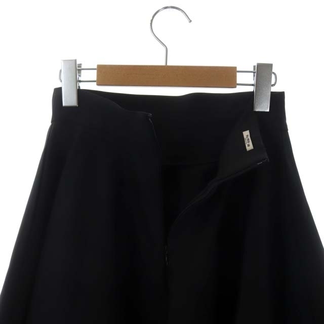 miumiu(ミュウミュウ)のミュウミュウ miumiu スカラップ フレアスカート 膝丈 38 黒 レディースのスカート(ひざ丈スカート)の商品写真