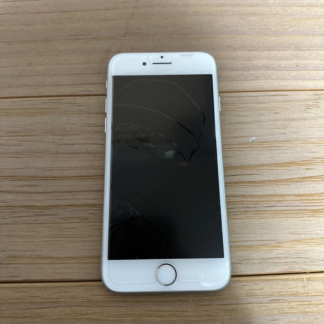 iPhone 7 Silver 32 GB Y!mobile 史上一番安い 3230円引き www.gold ...