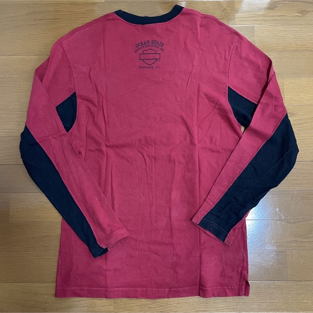 古着 ハーレーダビッドソン　ロンT　ビッグロゴ　赤 ヴィンテージ　tシャツ メンズのトップス(Tシャツ/カットソー(七分/長袖))の商品写真