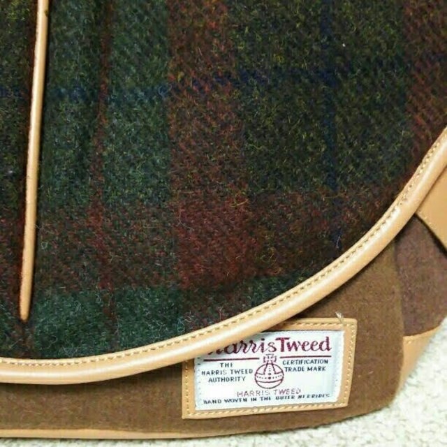 BEAMS(ビームス)のBEAMS x HarrisTweedショルダーバッグ メンズのバッグ(ショルダーバッグ)の商品写真