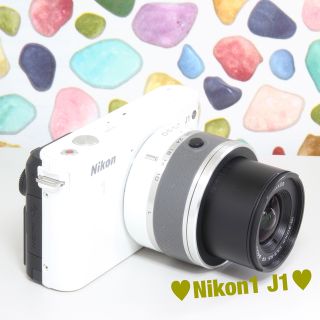 ニコン(Nikon)の♥︎◇Nikon1 J1 ◇大人気ミラーレス ◇ホワイト ◇スマホ転送♪(ミラーレス一眼)