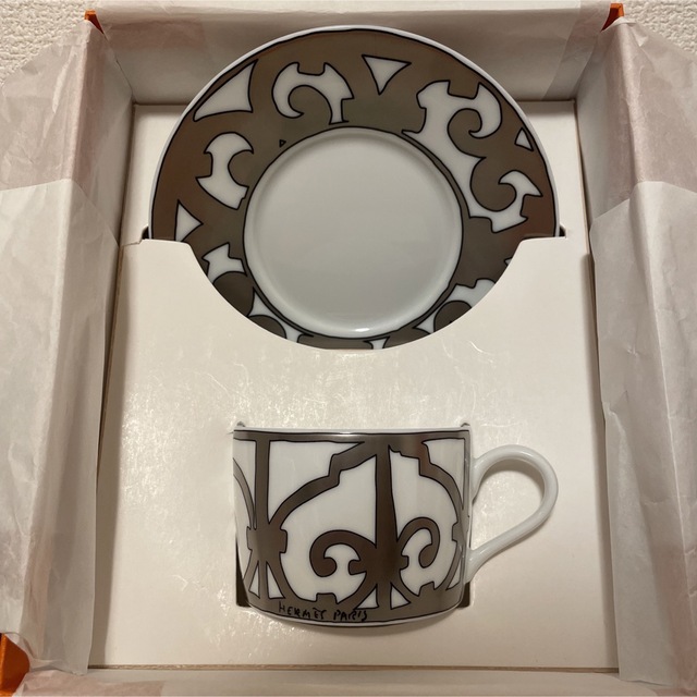 エルメス ガダルキヴィール プラチナ カップ&ソーサー smcint.com