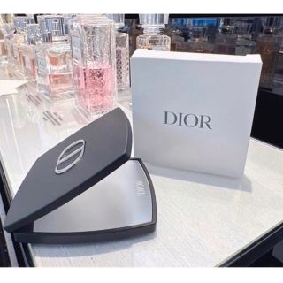 ディオール(Dior)の２４時間以内発送可能！ ！DIORコンパクトミラー(ミラー)