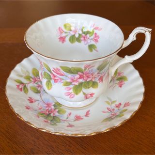 ロイヤルアルバート(ROYAL ALBERT)の【レア美品】ロイヤルアルバート★MAYFLOWER★C/S(食器)