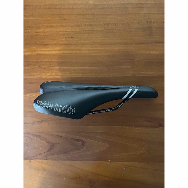 Selle Italia サドル　X1 plus スポーツ/アウトドアの自転車(パーツ)の商品写真