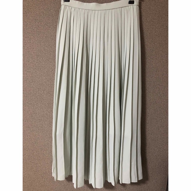 UNIQLO(ユニクロ)のプリーツスカート　ロング レディースのスカート(ロングスカート)の商品写真