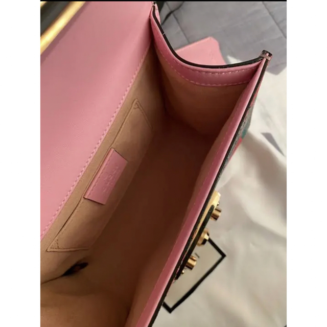GUCCI いちご柄 バッグ