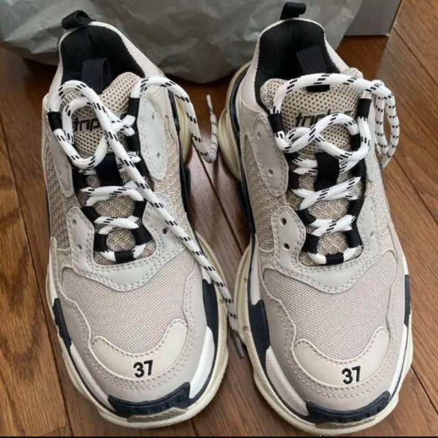 交換無料! Balenciaga - BALENCIAGA triples トリプルエス 37