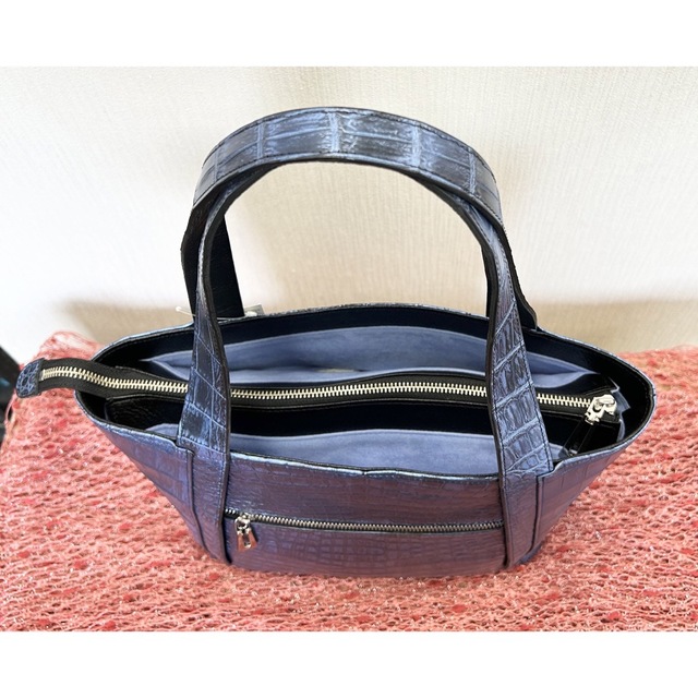 【特別価格】JRA商品 特殊染めマットクロコダイルバック  クロコダイルバック レディースのバッグ(トートバッグ)の商品写真
