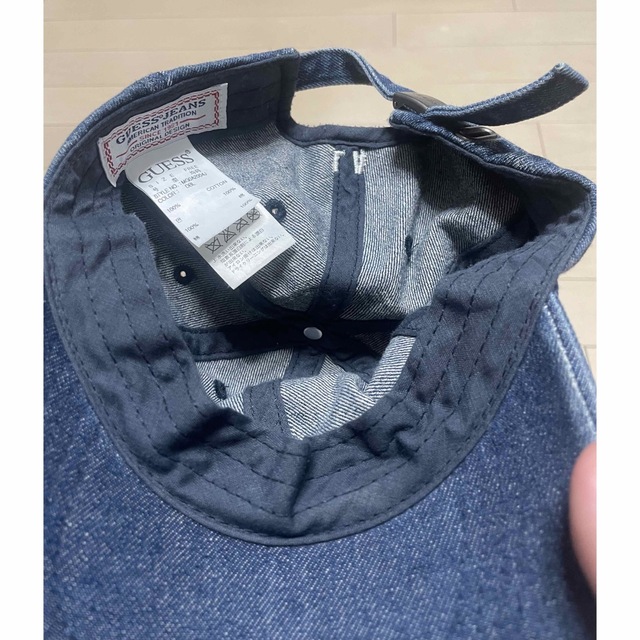 GUESS(ゲス)のGUESS キャップ レディースの帽子(キャップ)の商品写真