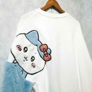 サンリオ(サンリオ)の新品　SANRIO　キティちゃん × ちいかわ　トレーナー　サンリオ(トレーナー/スウェット)