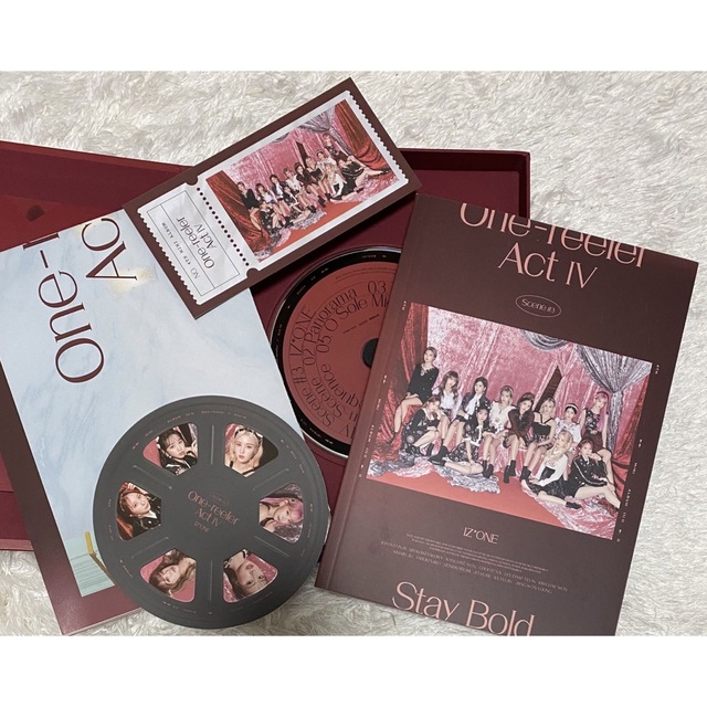 IZ*ONE One reeler セット エンタメ/ホビーのCD(K-POP/アジア)の商品写真